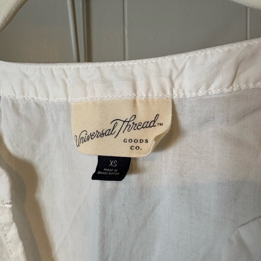 Universal Thread White V-Neck Blouse - image 2